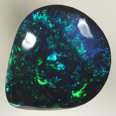SOLID BLACK OPAL Bright bottle green fire
